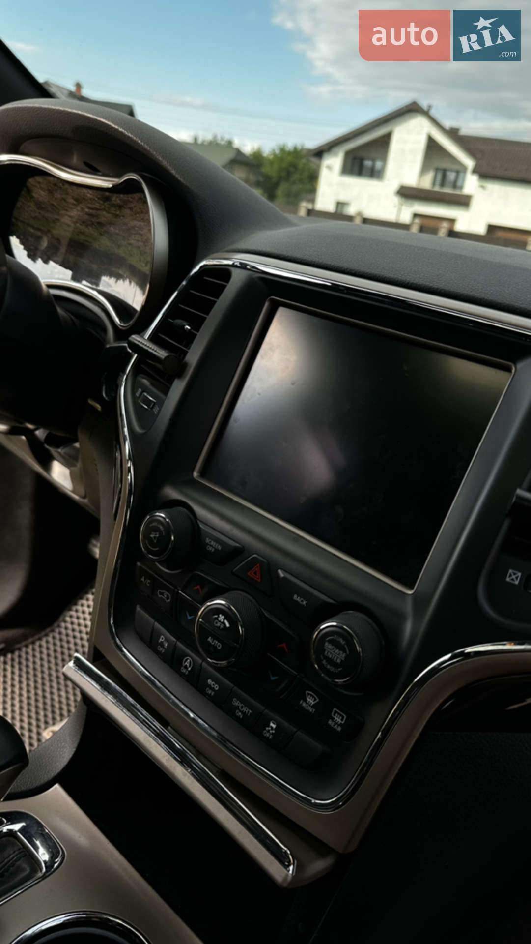 2016 Jeep Grand Cherokee - мініатюра 33