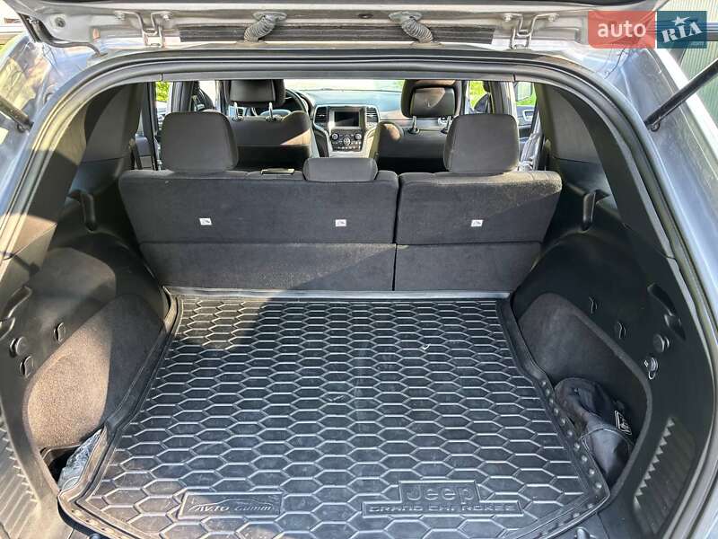 Внедорожник / Кроссовер Jeep Grand Cherokee 2018 в Львове