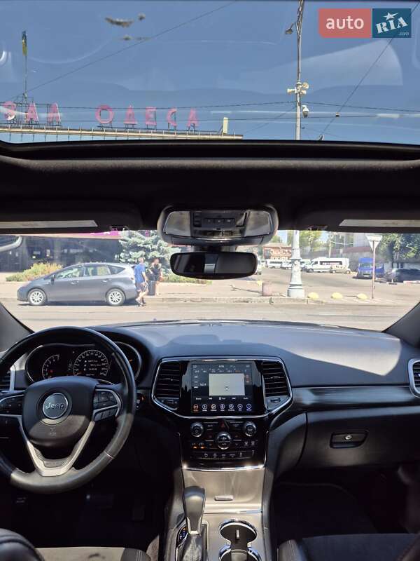 Внедорожник / Кроссовер Jeep Grand Cherokee 2018 в Одессе