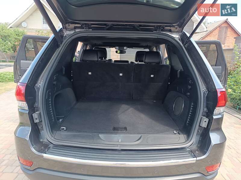 Внедорожник / Кроссовер Jeep Grand Cherokee 2020 в Лубнах