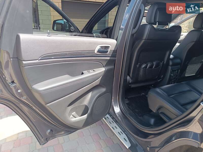 Внедорожник / Кроссовер Jeep Grand Cherokee 2020 в Лубнах