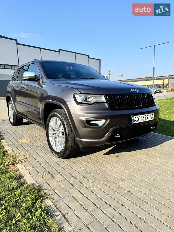 Внедорожник / Кроссовер Jeep Grand Cherokee 2018 в Ивано-Франковске