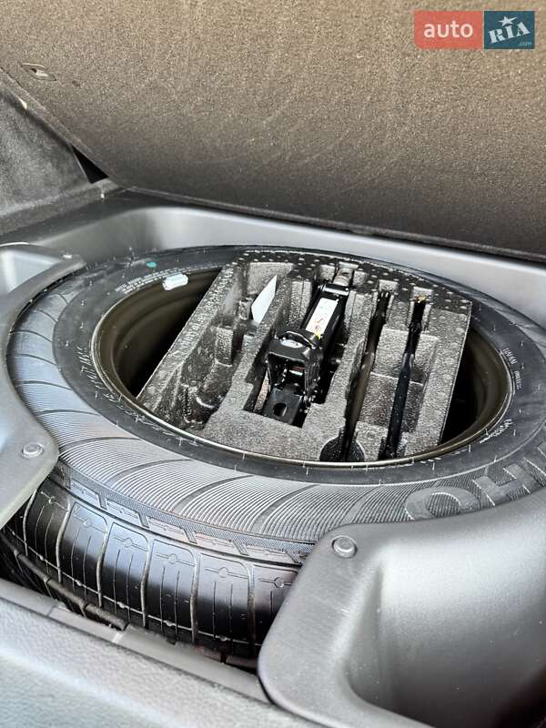 Внедорожник / Кроссовер Jeep Grand Cherokee 2018 в Ивано-Франковске