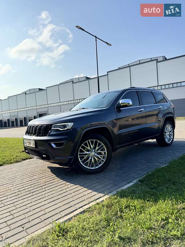 Внедорожник / Кроссовер Jeep Grand Cherokee 2018 в Ивано-Франковске