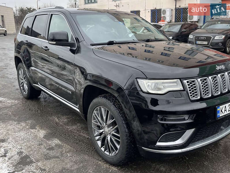 Внедорожник / Кроссовер Jeep Grand Cherokee 2017 в Киеве