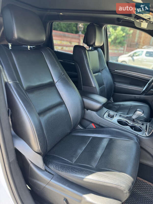 Внедорожник / Кроссовер Jeep Grand Cherokee 2019 в Виннице