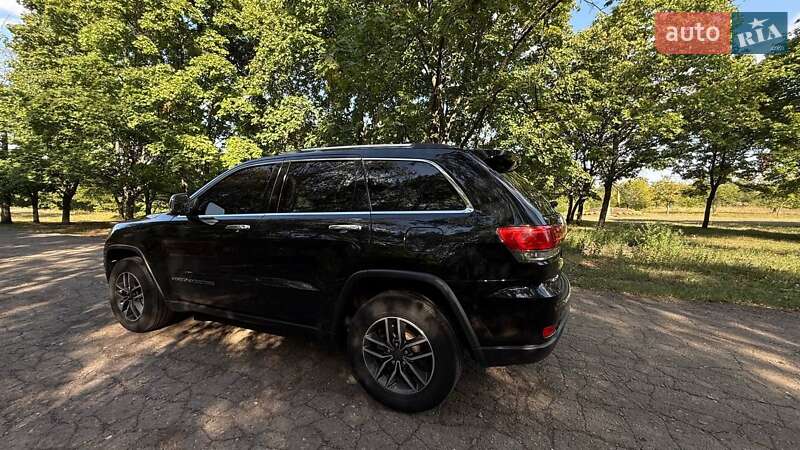 Внедорожник / Кроссовер Jeep Grand Cherokee 2018 в Лозовой