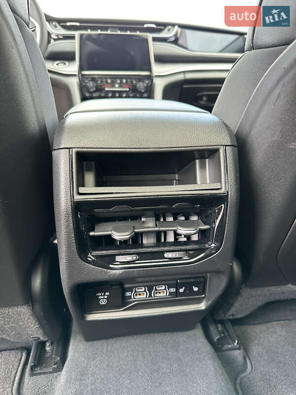 Внедорожник / Кроссовер Jeep Grand Cherokee 2022 в Киеве