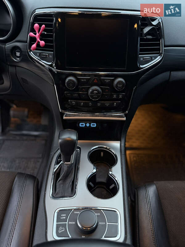 Внедорожник / Кроссовер Jeep Grand Cherokee 2022 в Хмельницком