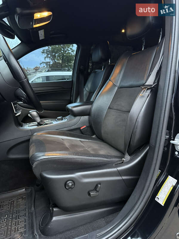 Внедорожник / Кроссовер Jeep Grand Cherokee 2022 в Хмельницком