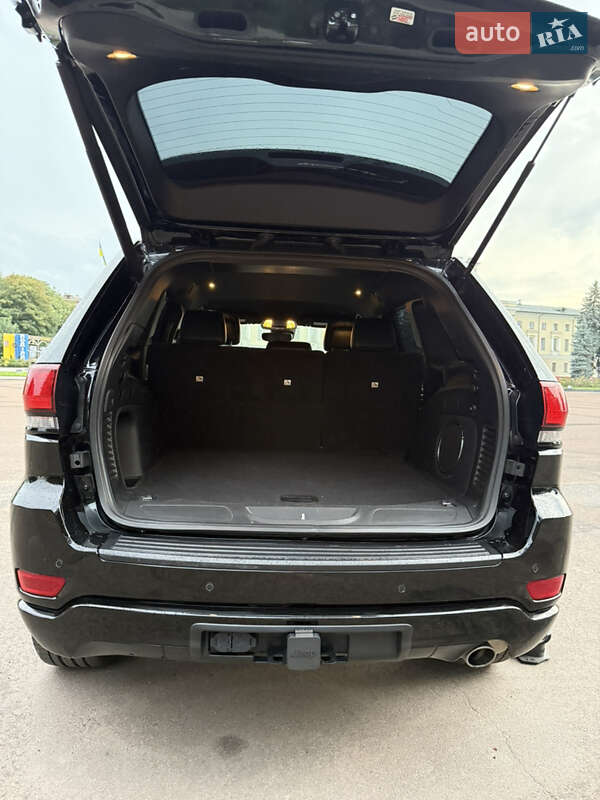 Внедорожник / Кроссовер Jeep Grand Cherokee 2022 в Хмельницком
