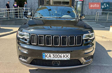 Позашляховик / Кросовер Jeep Grand Cherokee 2018 в Києві