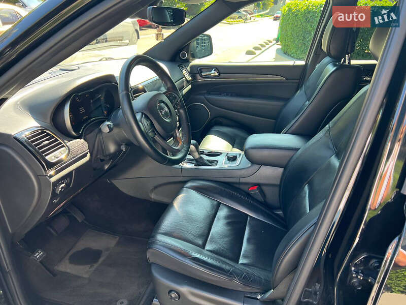 Внедорожник / Кроссовер Jeep Grand Cherokee 2018 в Киеве