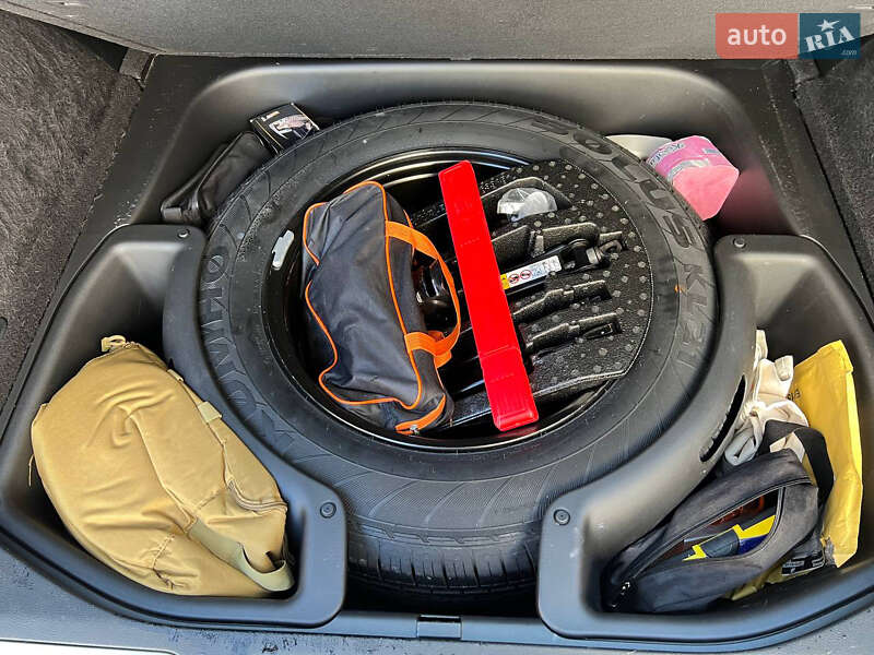 Внедорожник / Кроссовер Jeep Grand Cherokee 2018 в Киеве