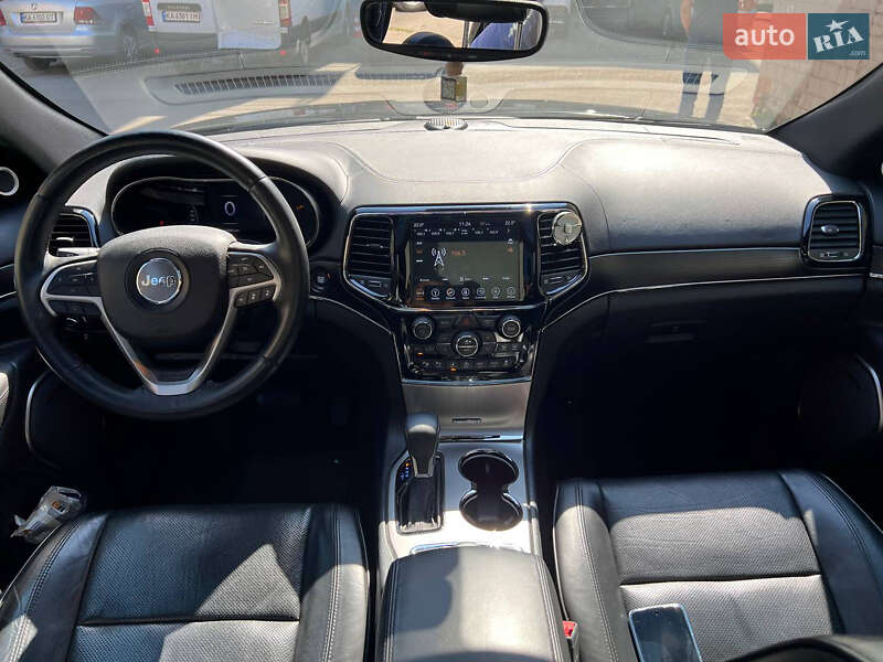 Внедорожник / Кроссовер Jeep Grand Cherokee 2018 в Киеве