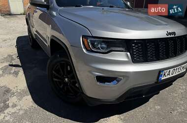 Внедорожник / Кроссовер Jeep Grand Cherokee 2015 в Киеве