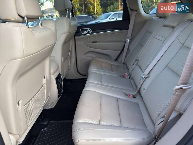 Внедорожник / Кроссовер Jeep Grand Cherokee 2019 в Харькове