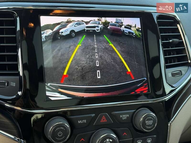 Внедорожник / Кроссовер Jeep Grand Cherokee 2019 в Харькове