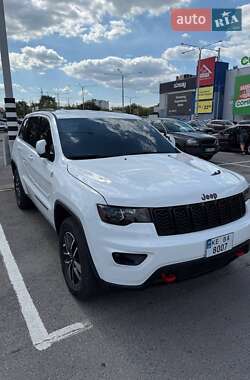 Позашляховик / Кросовер Jeep Grand Cherokee 2021 в Кам'янському