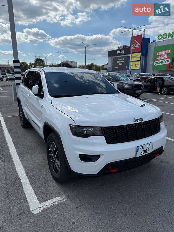 Jeep Grand Cherokee 2021