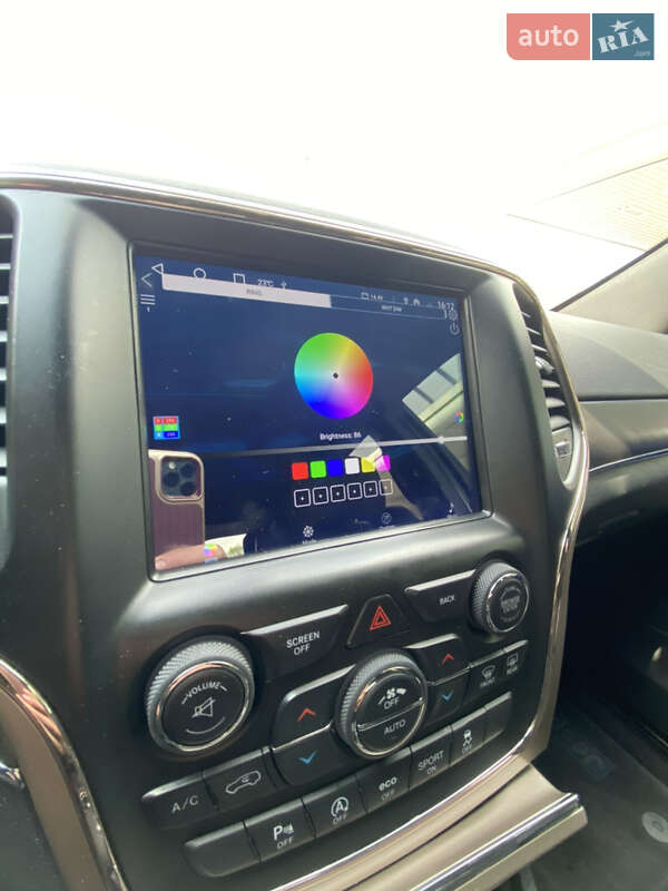 Внедорожник / Кроссовер Jeep Grand Cherokee 2017 в Львове