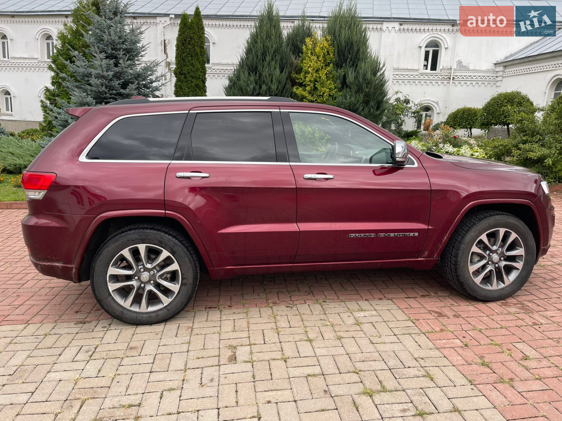 2017 Jeep Grand Cherokee - мініатюра 2