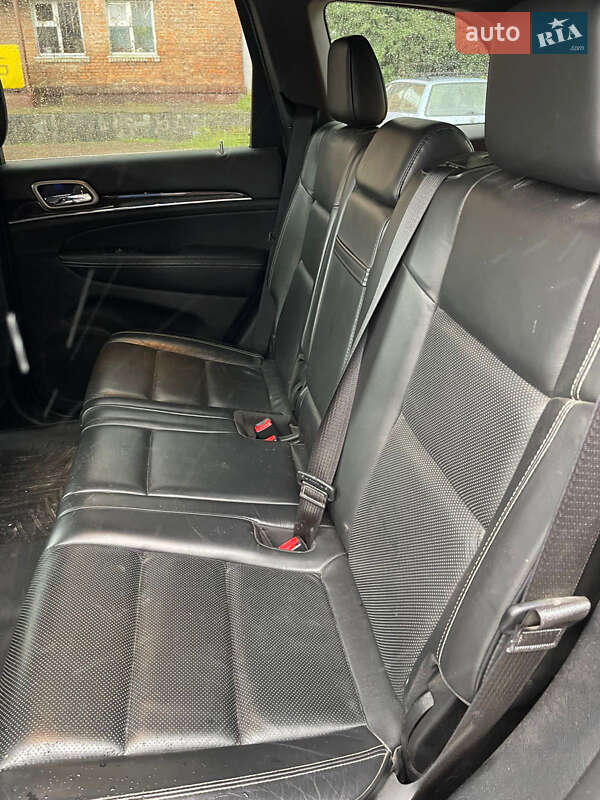 Внедорожник / Кроссовер Jeep Grand Cherokee 2017 в Путивле