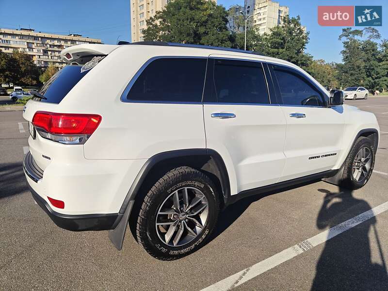 Внедорожник / Кроссовер Jeep Grand Cherokee 2018 в Киеве фото 9 Внедорожник / Кроссовер Jeep Grand Cherokee 2018 в Киеве