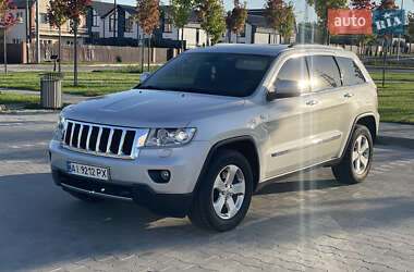 Позашляховик / Кросовер Jeep Grand Cherokee 2011 в Бучі
