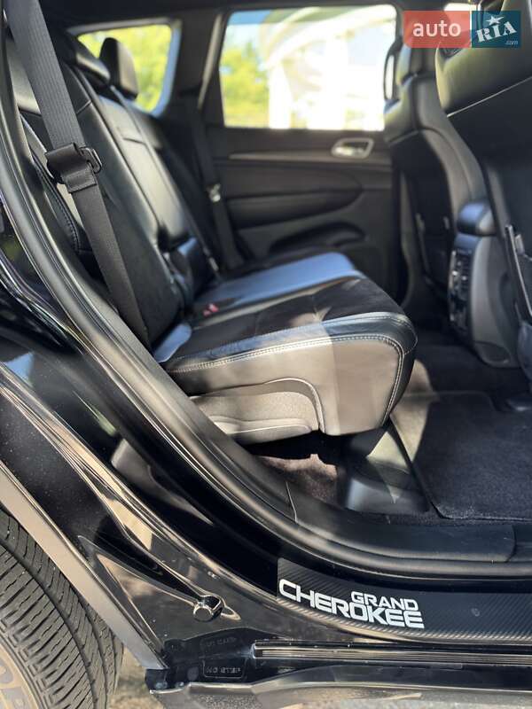 Внедорожник / Кроссовер Jeep Grand Cherokee 2018 в Житомире