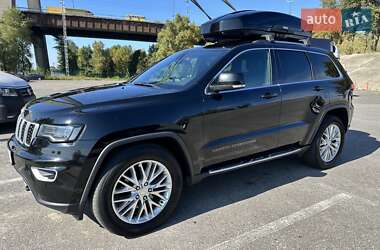 Позашляховик / Кросовер Jeep Grand Cherokee 2017 в Києві