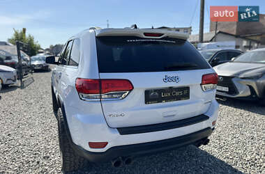 Внедорожник / Кроссовер Jeep Grand Cherokee 2015 в 