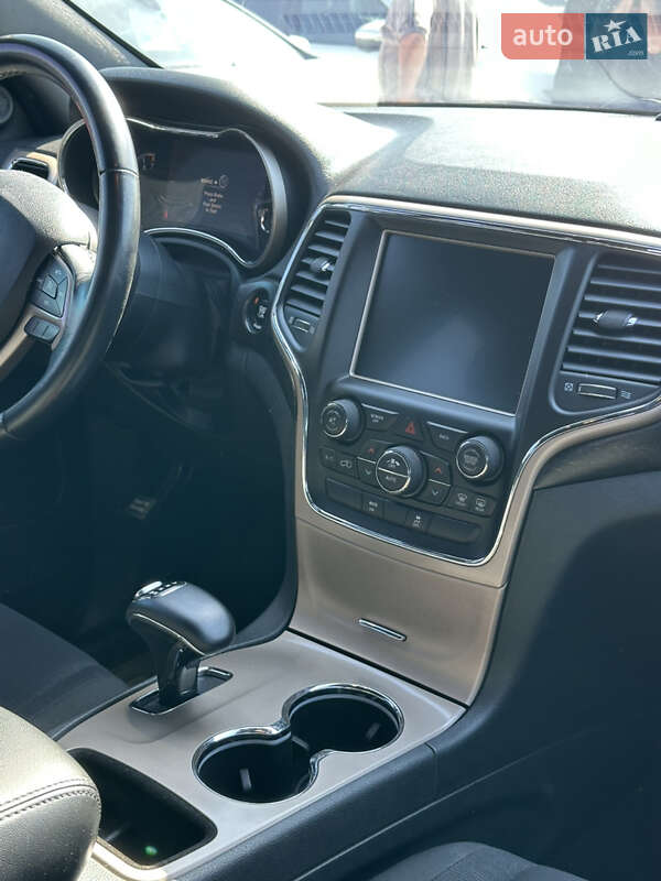 Позашляховик / Кросовер Jeep Grand Cherokee 2015 в Івано-Франківську фото 34 Позашляховик / Кросовер Jeep Grand Cherokee 2015 в Івано-Франківську