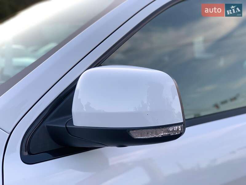 Внедорожник / Кроссовер Jeep Grand Cherokee 2016 в Виннице