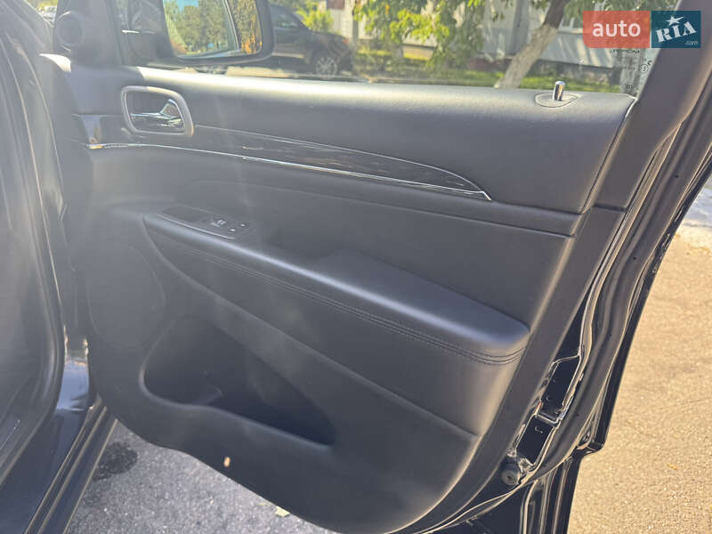 Позашляховик / Кросовер Jeep Grand Cherokee 2012 в Києві фото 13 Позашляховик / Кросовер Jeep Grand Cherokee 2012 в Києві