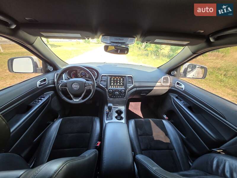 Внедорожник / Кроссовер Jeep Grand Cherokee 2018 в Киеве