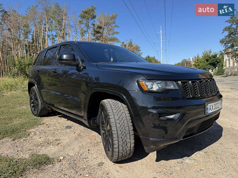 Внедорожник / Кроссовер Jeep Grand Cherokee 2018 в Харькове