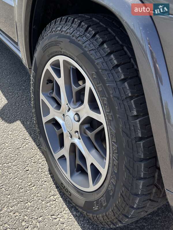 Внедорожник / Кроссовер Jeep Grand Cherokee 2018 в Ромнах