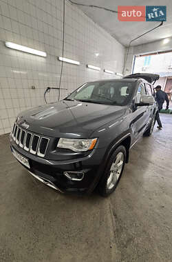 Позашляховик / Кросовер Jeep Grand Cherokee 2016 в Києві