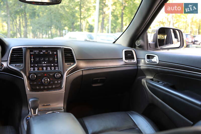 Внедорожник / Кроссовер Jeep Grand Cherokee 2018 в Харькове