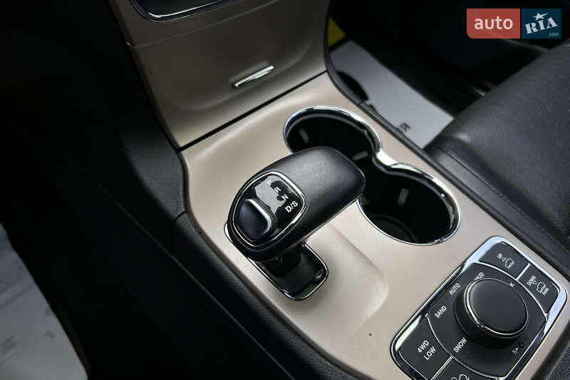 Позашляховик / Кросовер Jeep Grand Cherokee 2014 в Львові