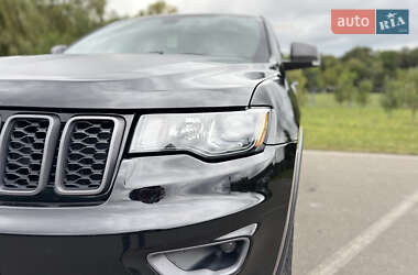 Внедорожник / Кроссовер Jeep Grand Cherokee 2021 в Ивано-Франковске