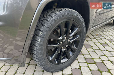 Внедорожник / Кроссовер Jeep Grand Cherokee 2020 в 