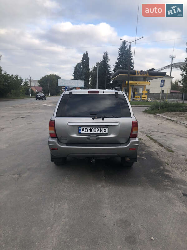 Внедорожник / Кроссовер Jeep Grand Cherokee 2002 в Шаргороде