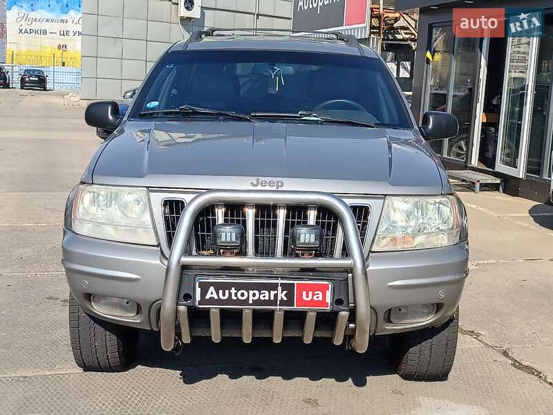 Внедорожник / Кроссовер Jeep Grand Cherokee 2001 в Харькове