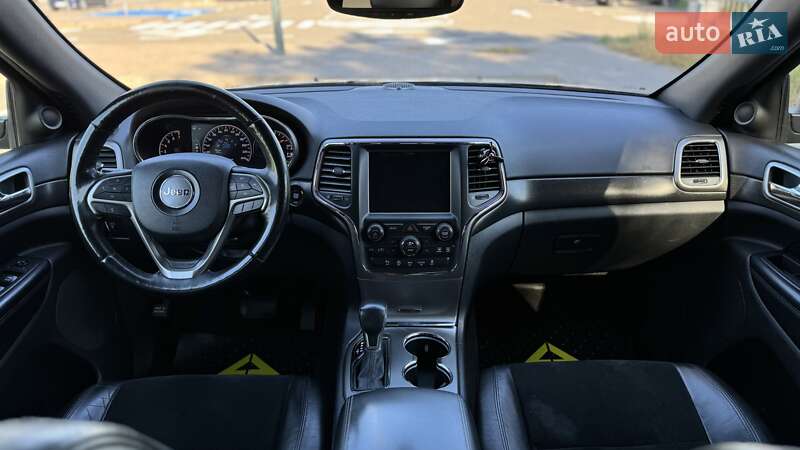 Позашляховик / Кросовер Jeep Grand Cherokee 2017 в Києві