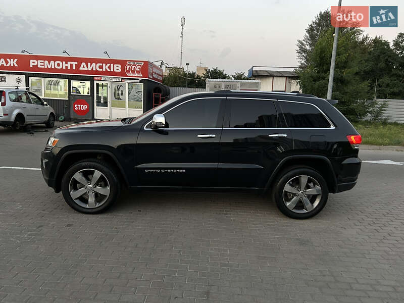 Позашляховик / Кросовер Jeep Grand Cherokee 2016 в Києві