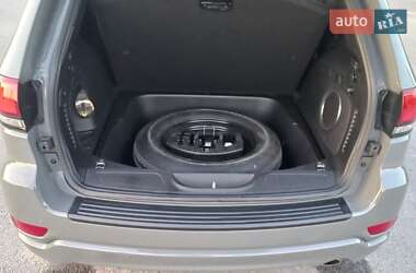 Внедорожник / Кроссовер Jeep Grand Cherokee 2022 в 