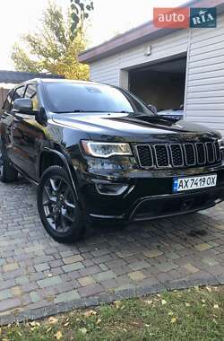 Внедорожник / Кроссовер Jeep Grand Cherokee 2021 в Харькове