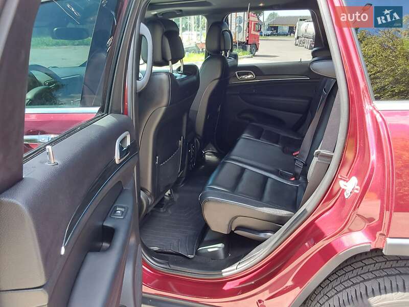 Внедорожник / Кроссовер Jeep Grand Cherokee 2020 в Дубно